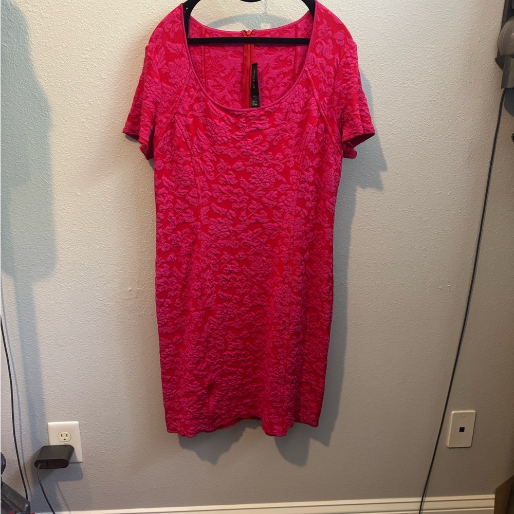 EUC St. John Red and Pink Jacquard Dress Sz 14